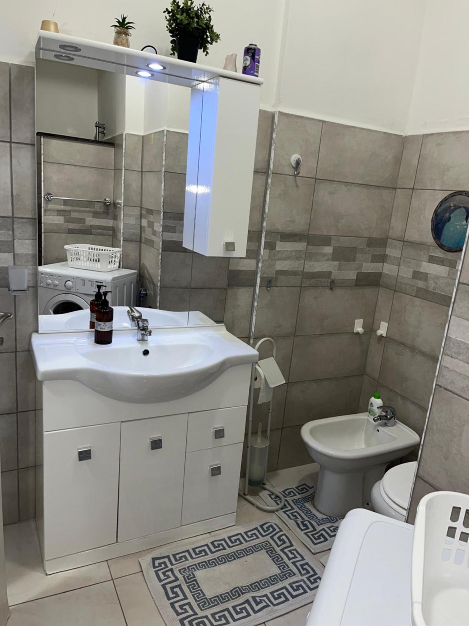 Monolocale Rosy Apartment ฟิวมิชีโน ภายนอก รูปภาพ